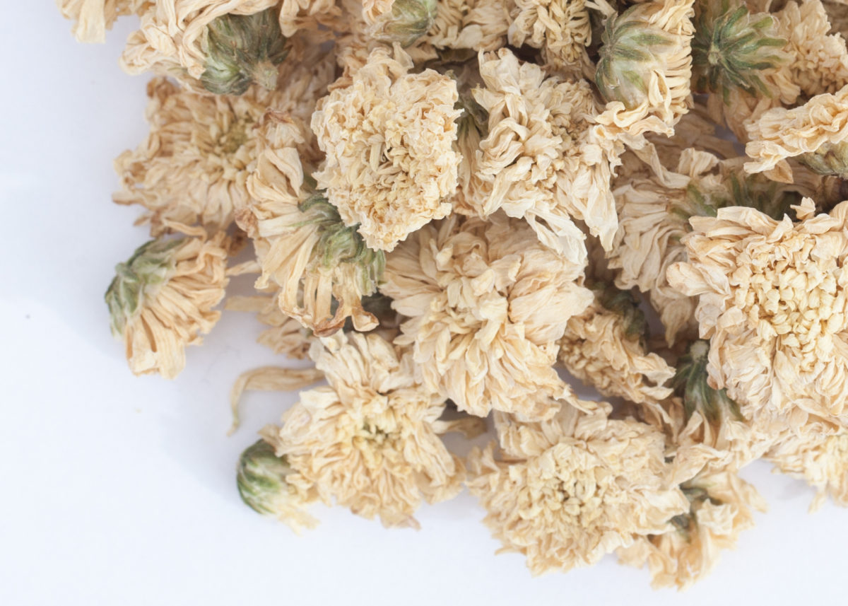 Chrysanthemum Flowers (Organic)