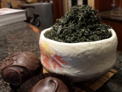 Dark Chocolate vs Green Tea